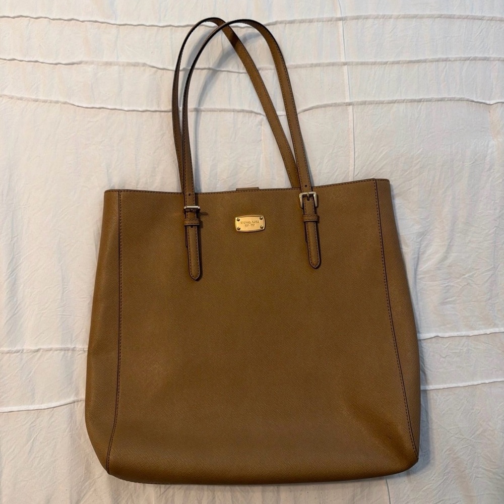 Michael Kors Tan Leather Shoulder Bag